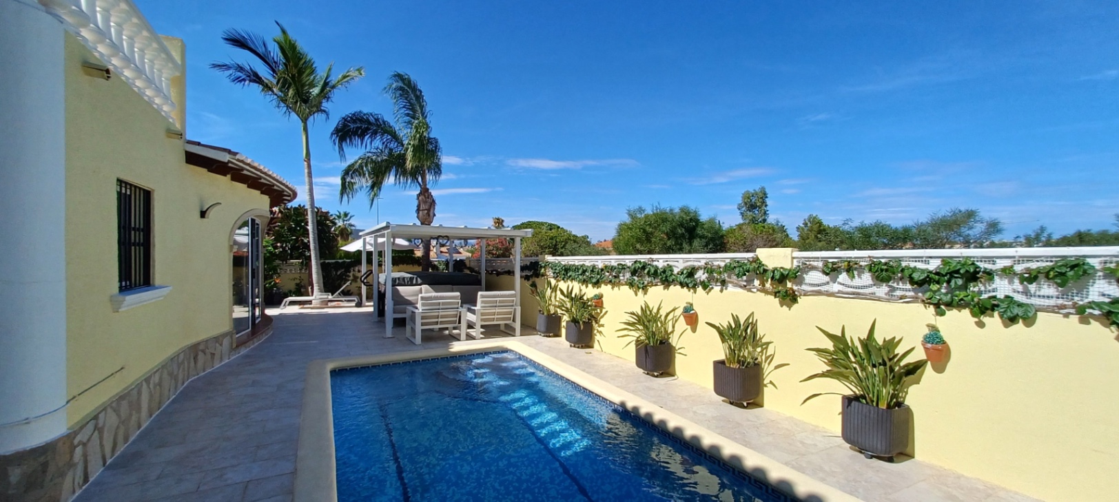 Maravilloso chalet en venta en Denia
