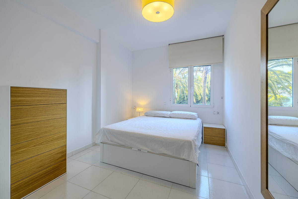 Bonito apartamento en venta en Denia con preciosas vistas al mar de las Rotas