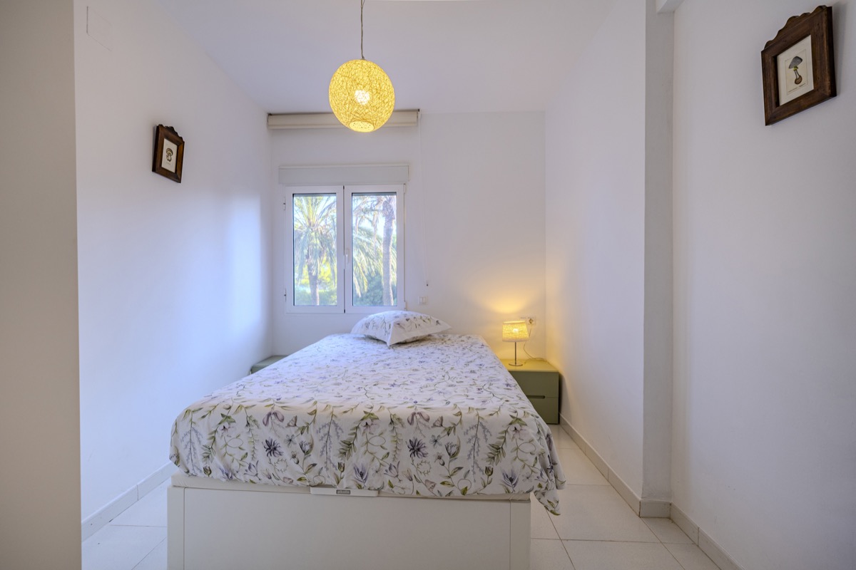 Bonito apartamento en venta en Denia con preciosas vistas al mar de las Rotas