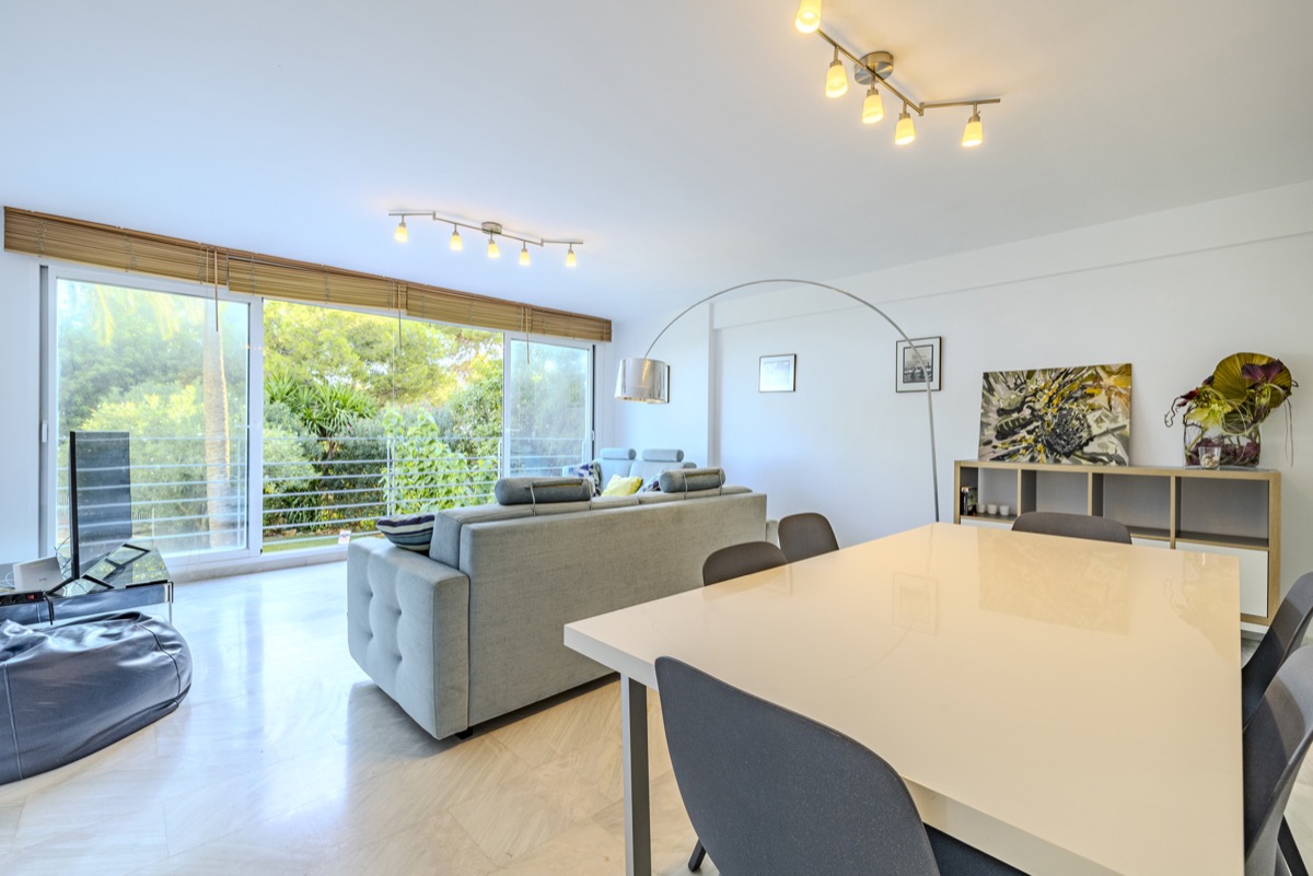 Bonito apartamento en venta en Denia con preciosas vistas al mar de las Rotas