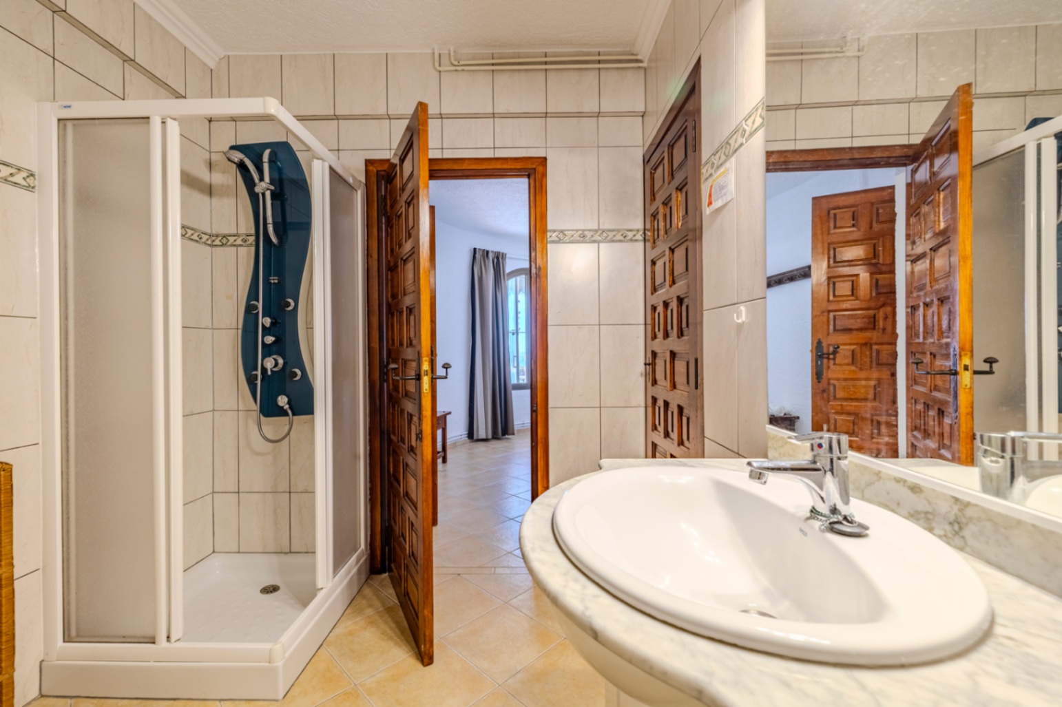 Villa en venta en Jávea con impresionantes vistas al mar.