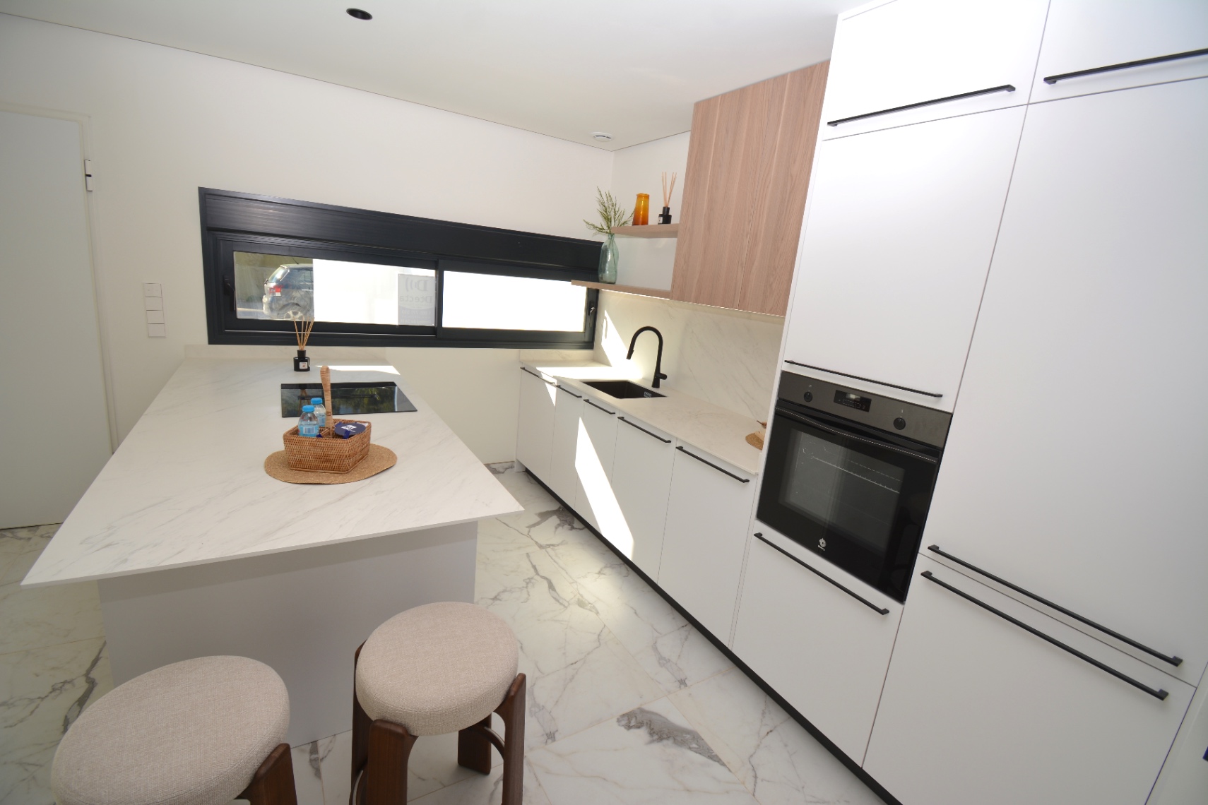 Preciosa villa moderna en venta en Denia