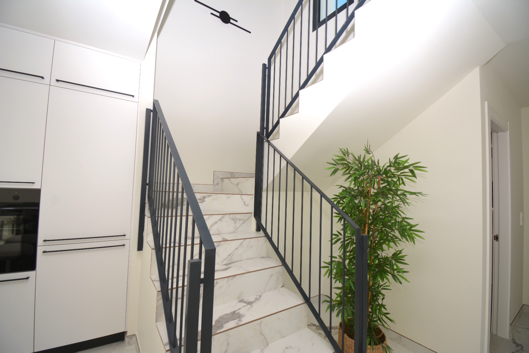 Preciosa villa moderna en venta en Denia