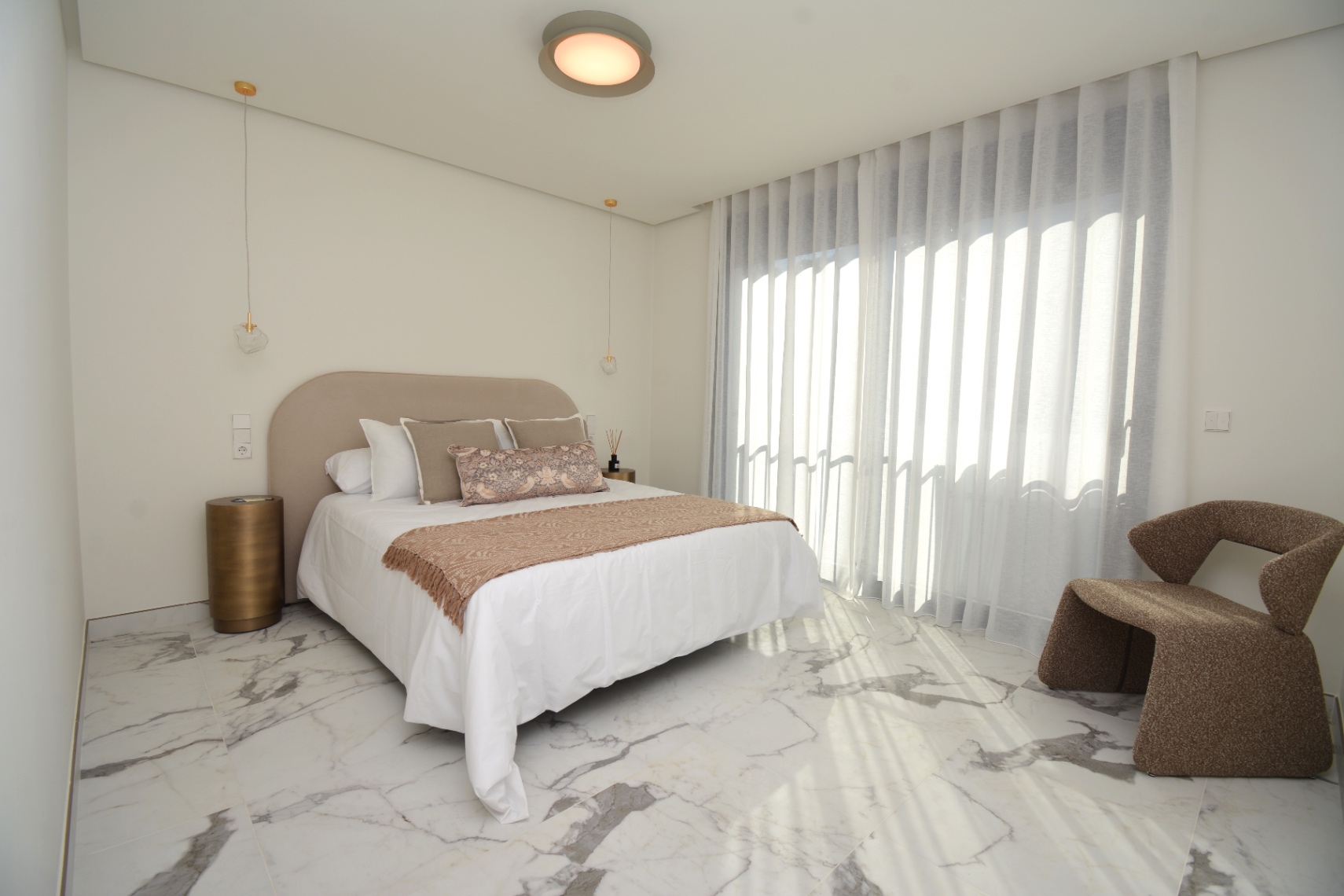 Preciosa villa moderna en venta en Denia