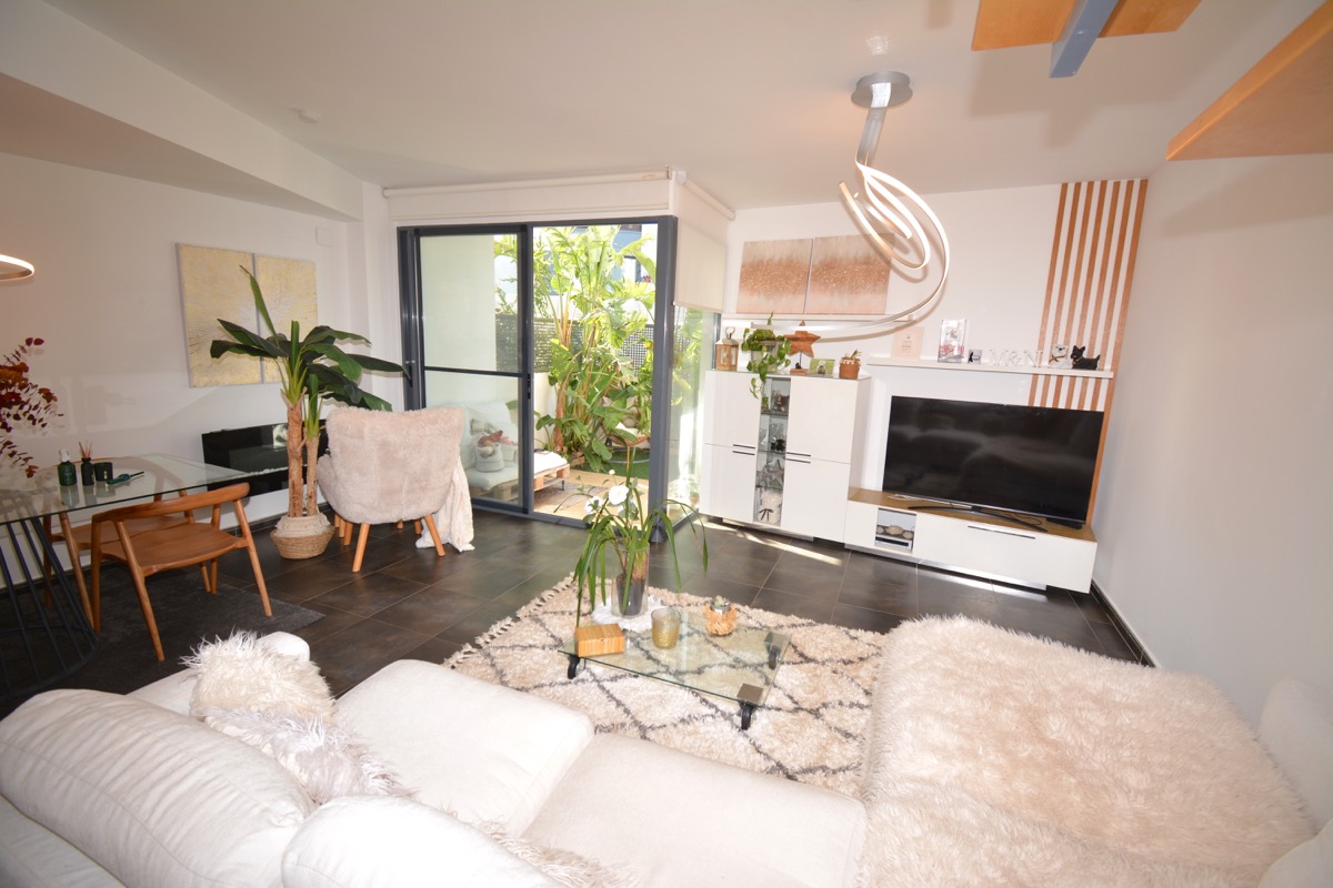 Bonito adosado en venta en Denia, zona La Pedrera.
