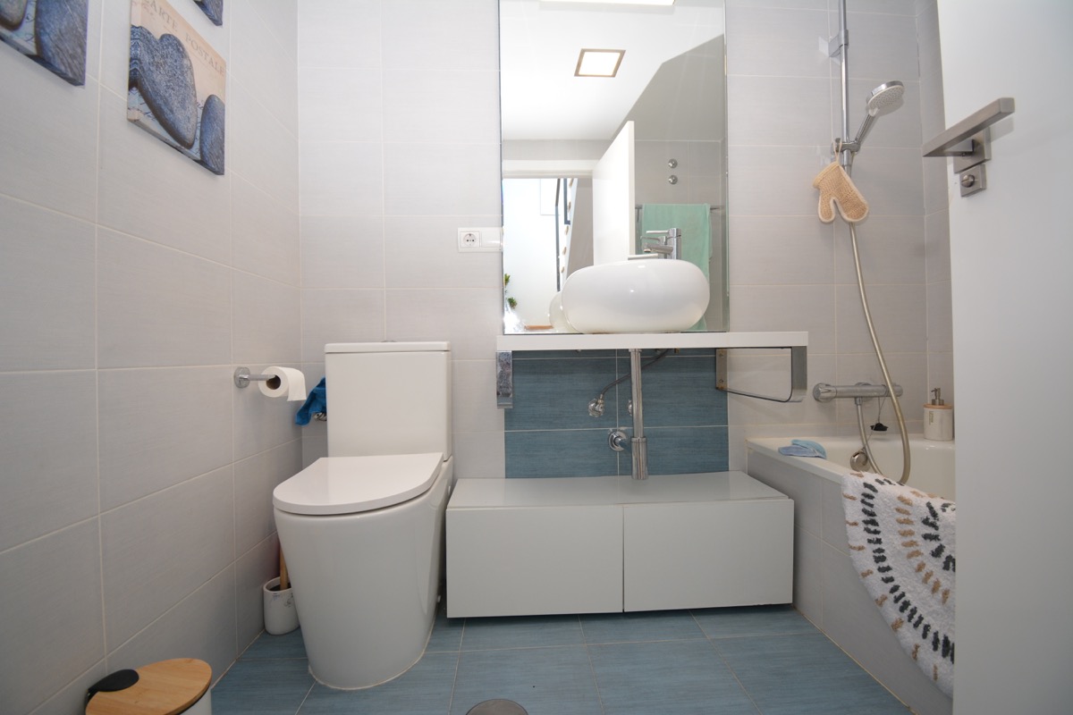 Bonito adosado en venta en Denia, zona La Pedrera.