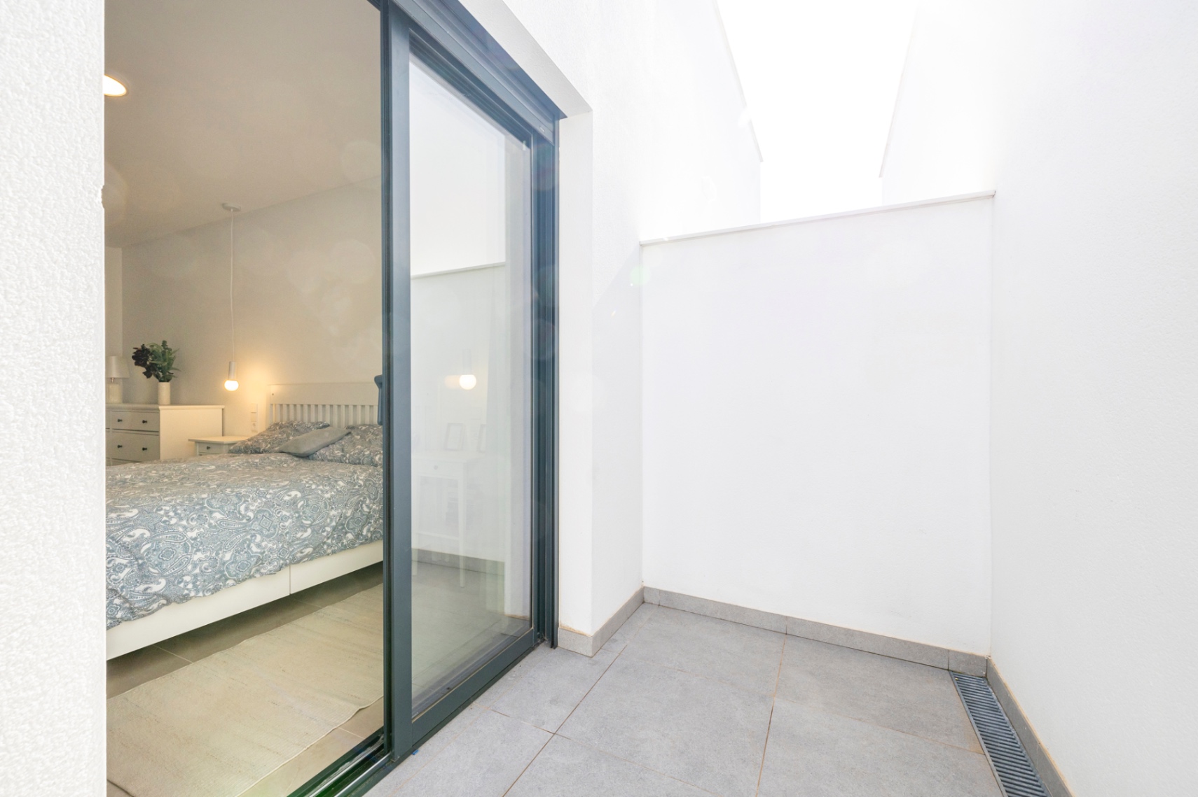 Espectacular chalet pareado en venta en Denia, a un paso del pueblo.