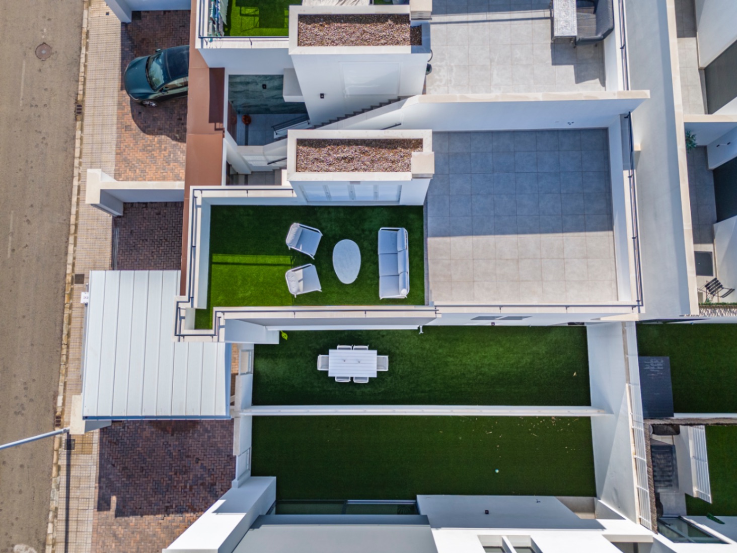 Espectacular chalet pareado en venta en Denia, a un paso del pueblo.
