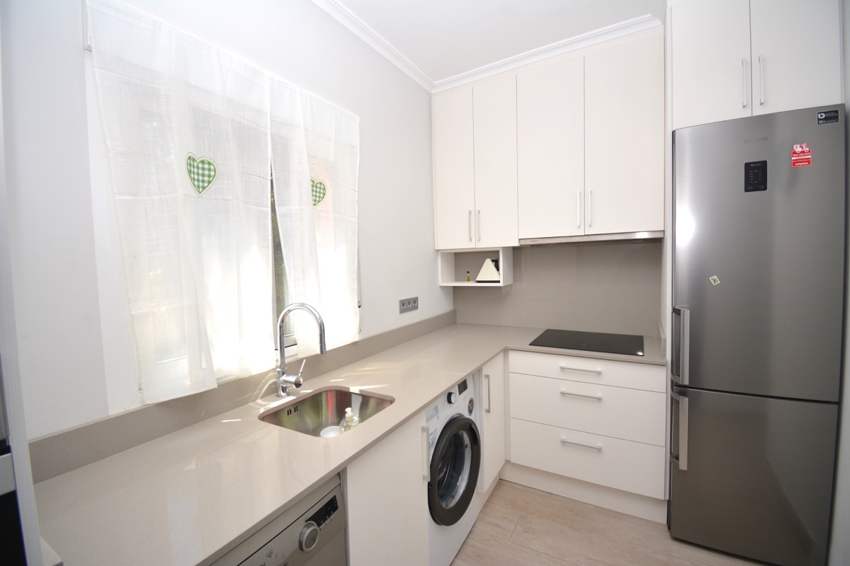 Bonito apartamento reformado en venta en las Rotas