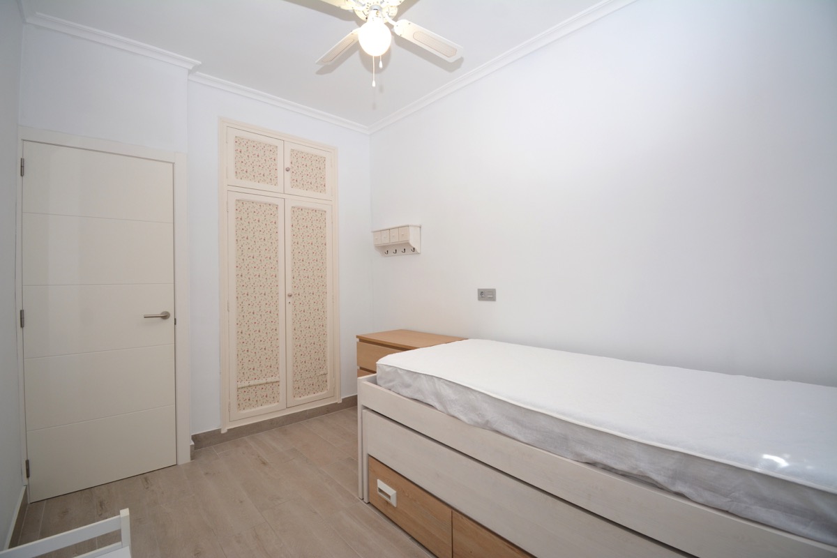 Bonito apartamento reformado en venta en las Rotas