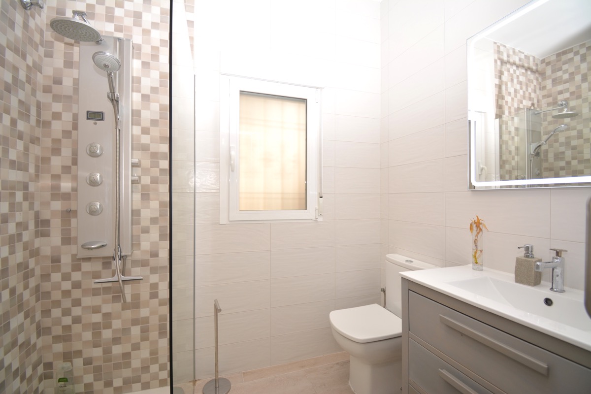 Bonito apartamento reformado en venta en las Rotas