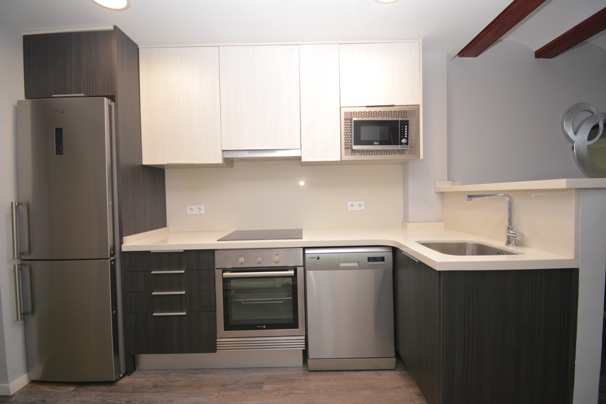 Bonito adosado dúplex  en venta, en zona La Pedrera.