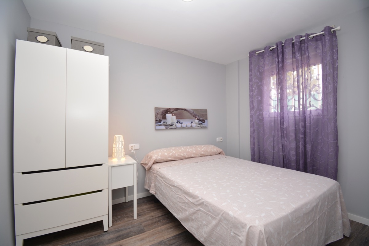 Bonito adosado dúplex  en venta, en zona La Pedrera.