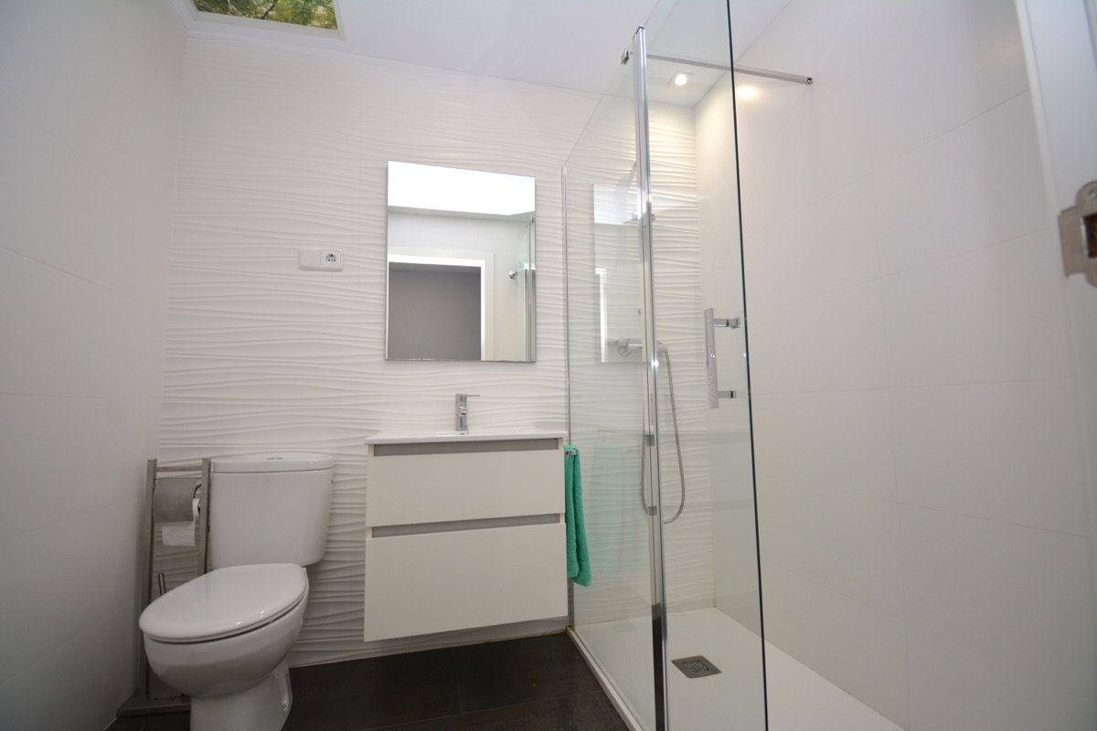 Bonito adosado dúplex  en venta, en zona La Pedrera.