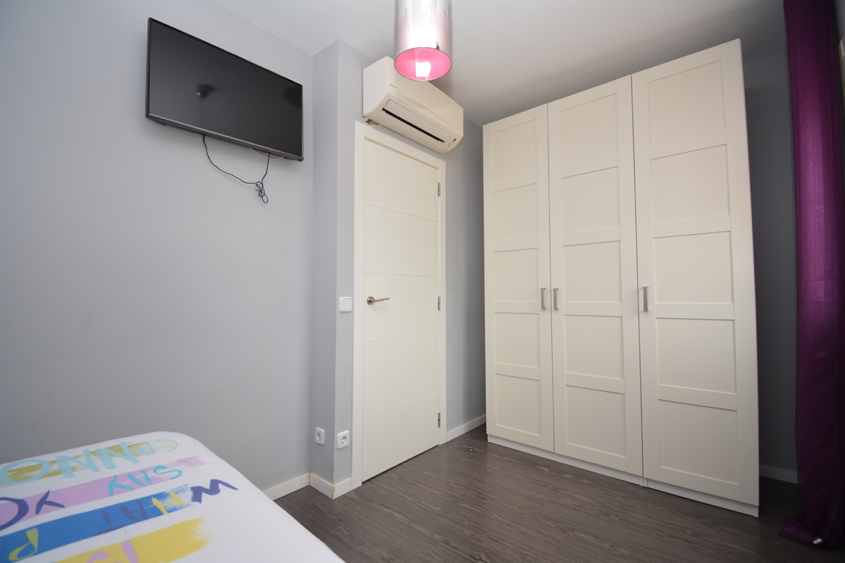 Bonito adosado dúplex  en venta, en zona La Pedrera.