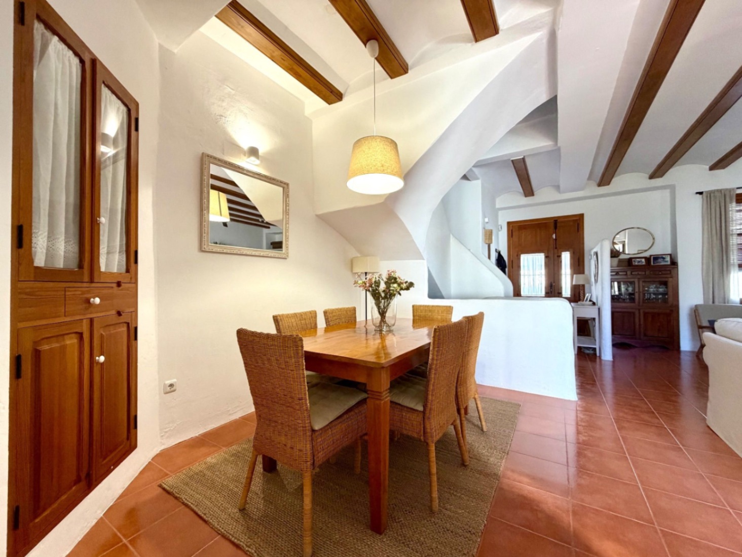 Bonita Casa Adosada en venta.