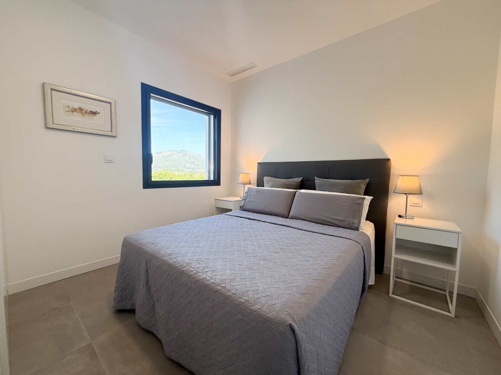Villa moderna en venta  en Tormos