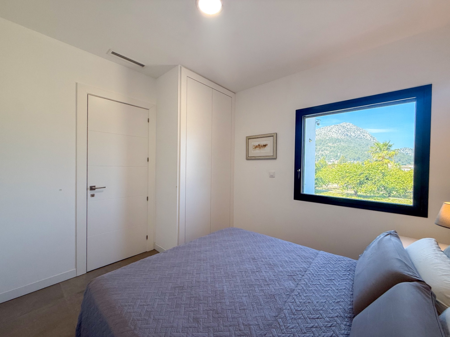 Villa moderna en venta  en Tormos