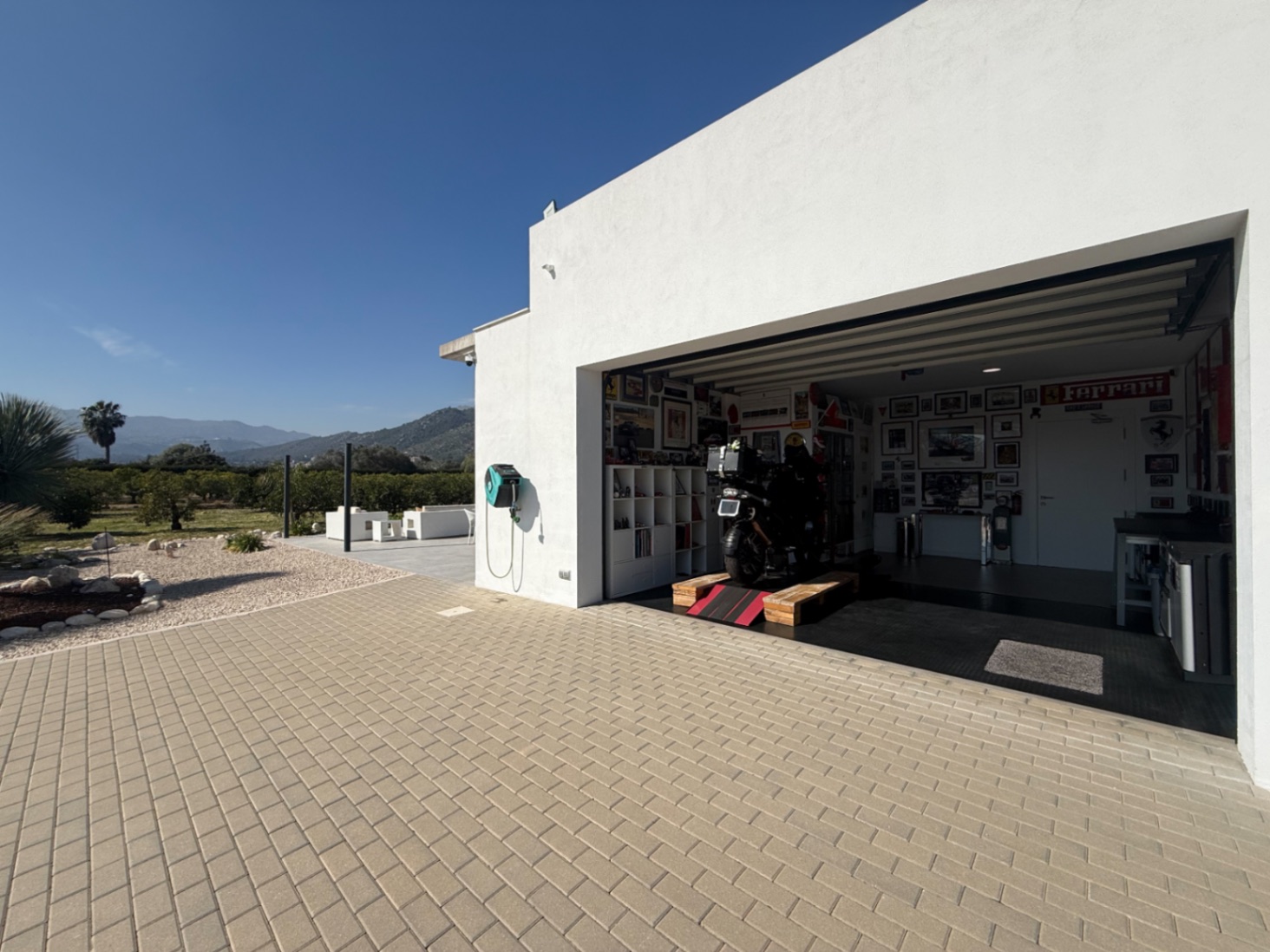 Villa moderna en venta  en Tormos