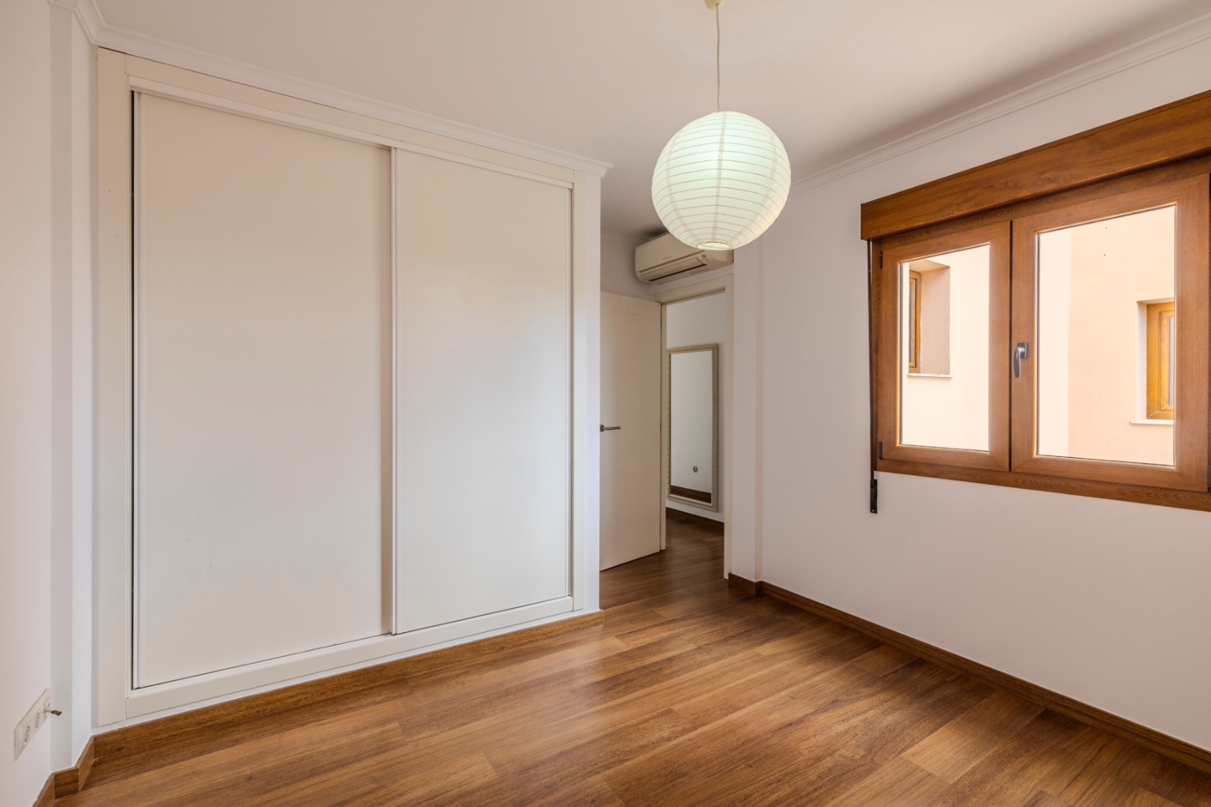 Bonito ático en venta en La Pedrera con vistas panorámicas.