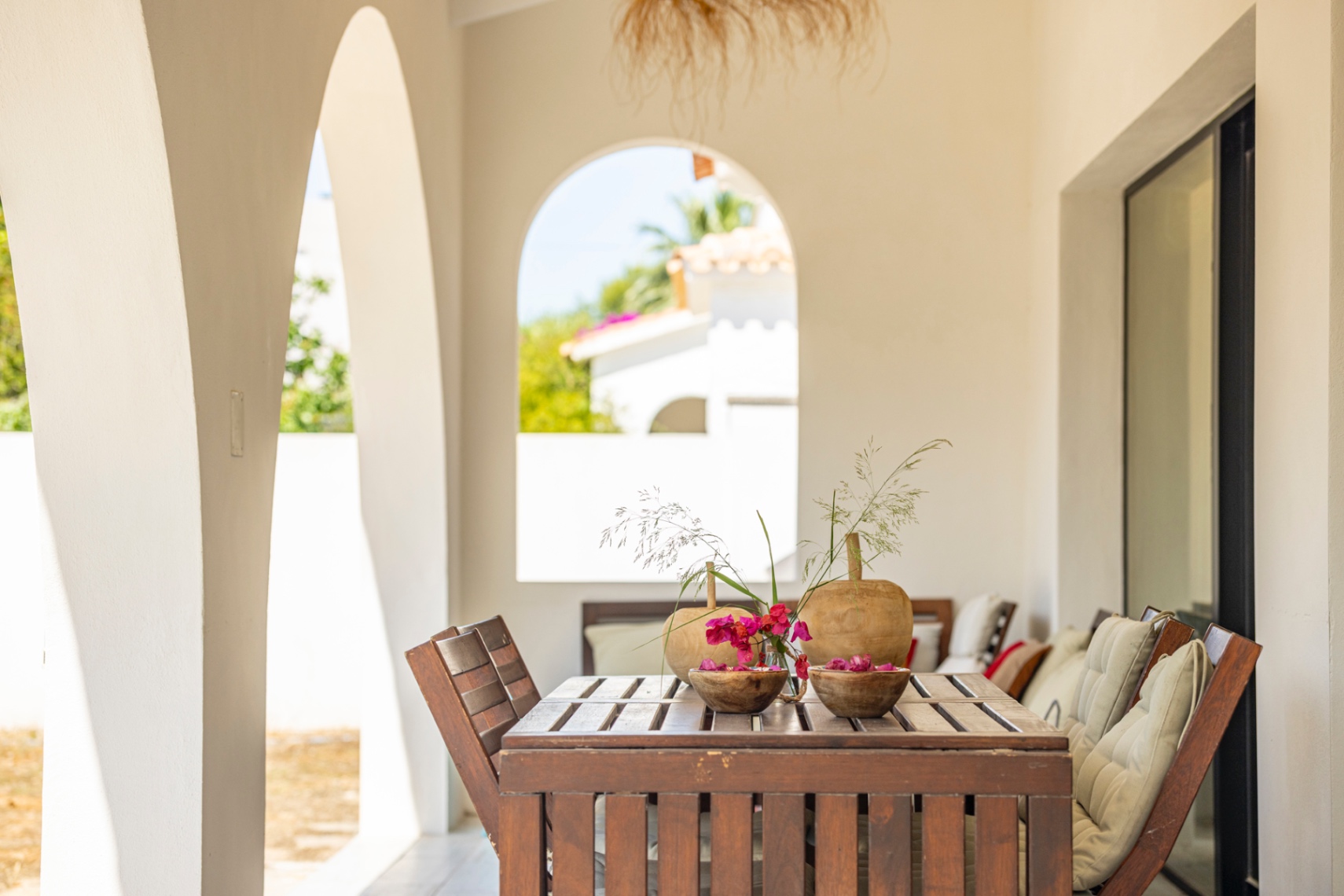 Bonito y recién reformado chalet en venta en Las Marinas de Denia.