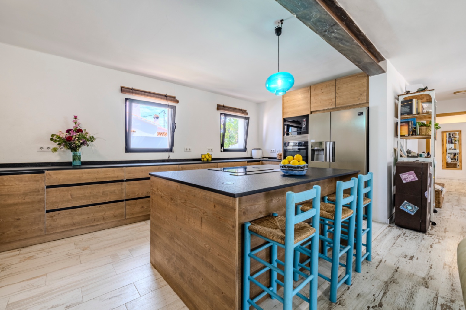 Bonito y recién reformado chalet en venta en Las Marinas de Denia.