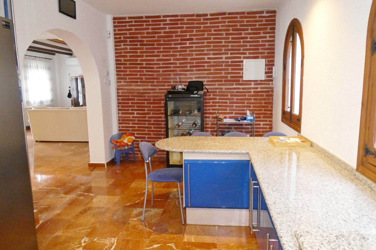 Bonito y amplio chalet en venta en Denia, en la zona del Montgó.