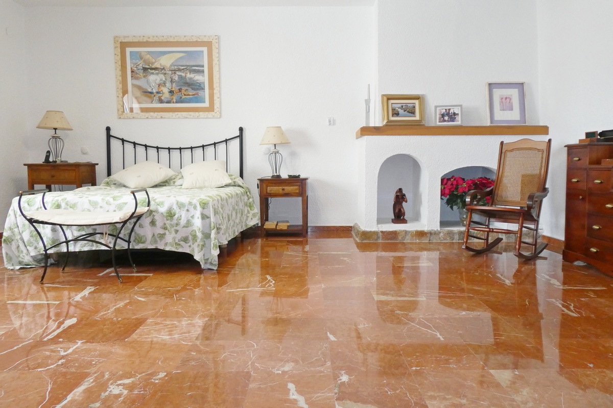 Bonito y amplio chalet en venta en Denia, en la zona del Montgó.