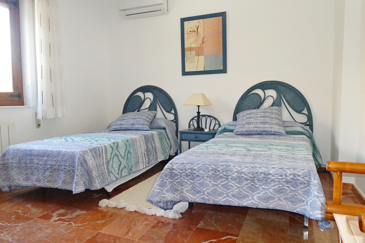 Bonito y amplio chalet en venta en Denia, en la zona del Montgó.