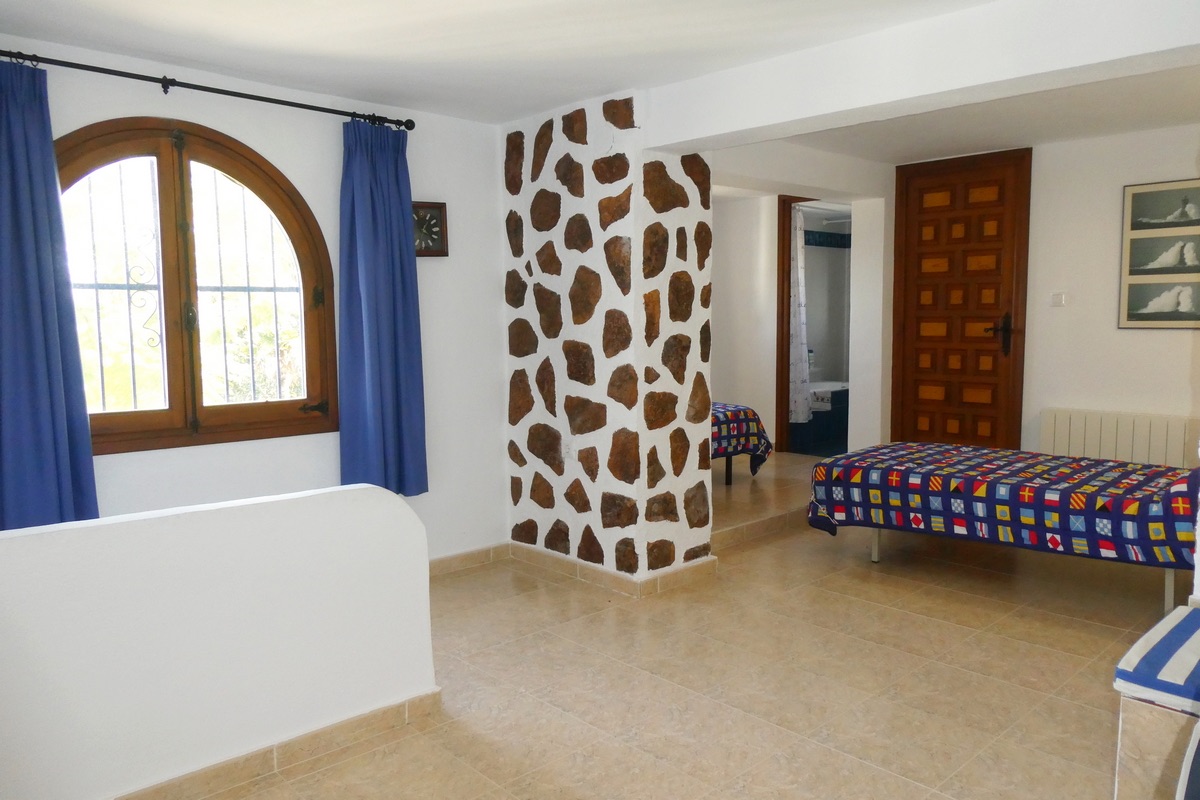Bonito y amplio chalet en venta en Denia, en la zona del Montgó.