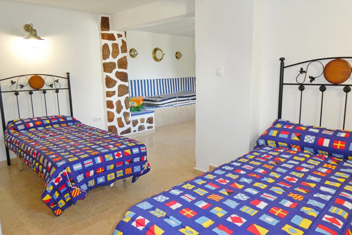 Bonito y amplio chalet en venta en Denia, en la zona del Montgó.