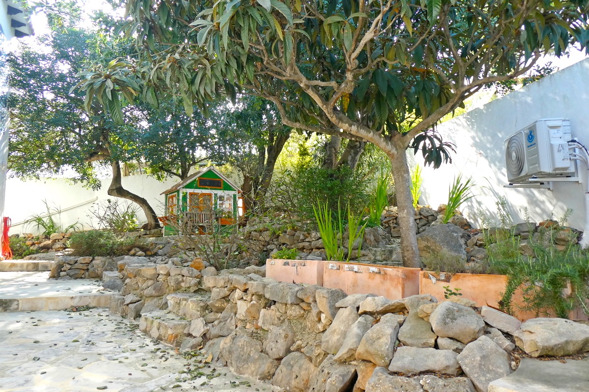 Bonito y amplio chalet en venta en Denia, en la zona del Montgó.