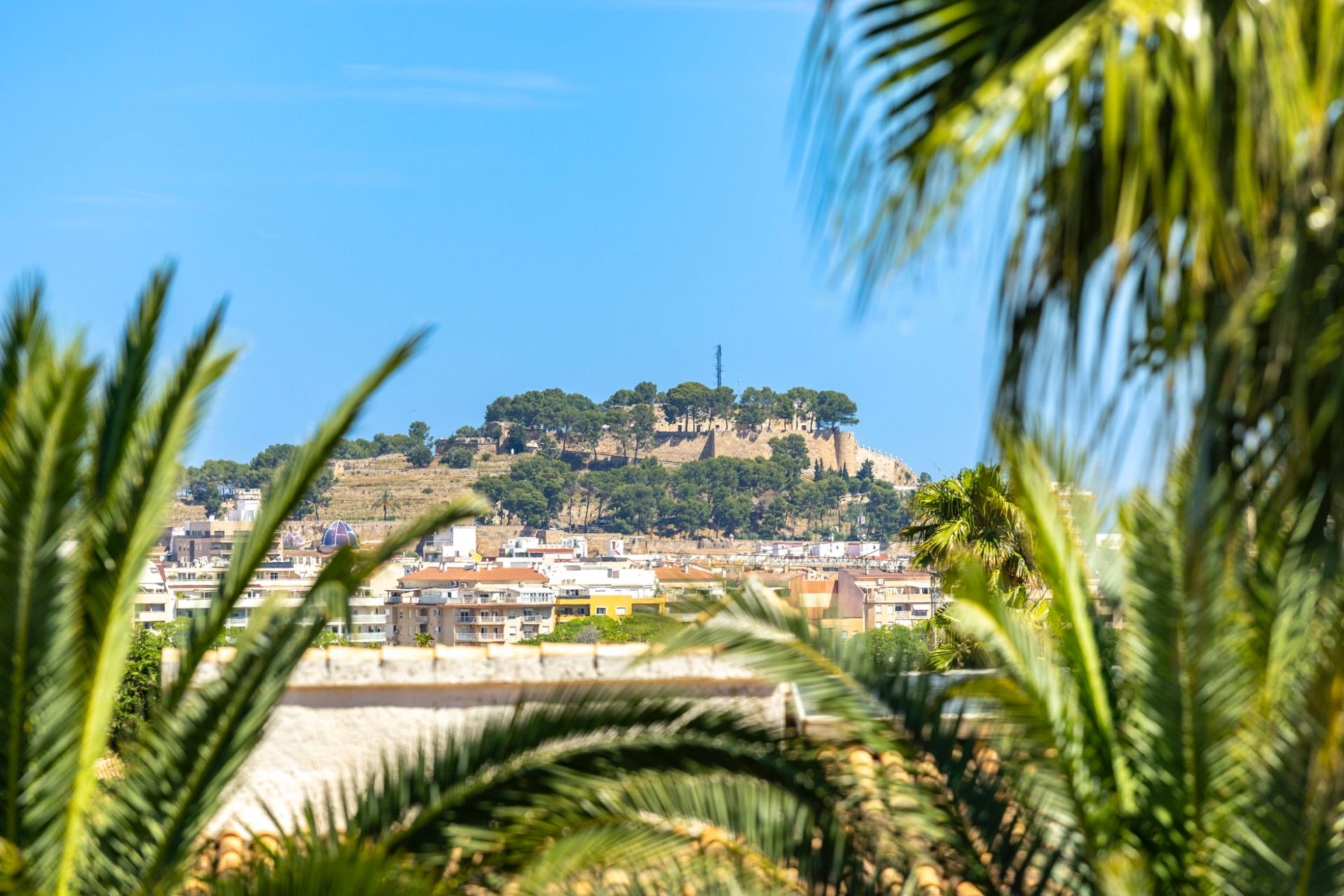 Preciøs villa med mye sjarm til salgs i Denia.