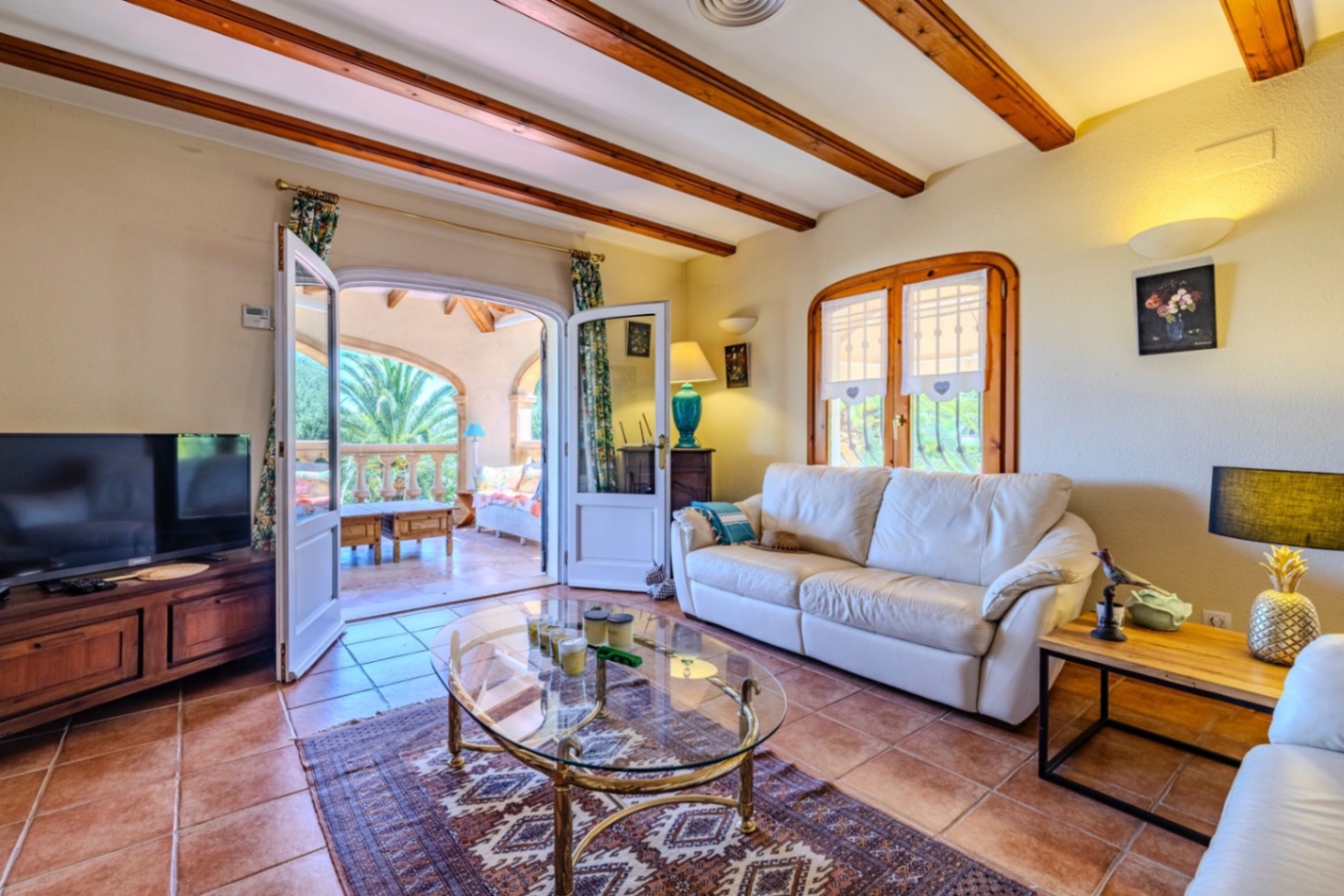 Preciøs villa med mye sjarm til salgs i Denia.