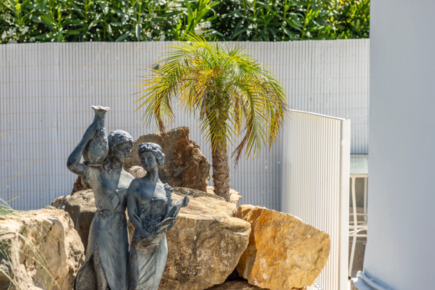 Villa en venta con preciosas vistas al Montgó y al mar.