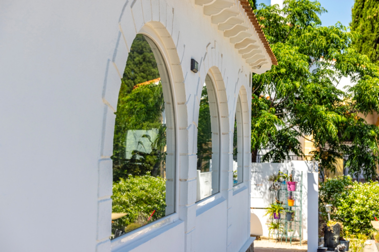 Villa en venta con preciosas vistas al Montgó y al mar.
