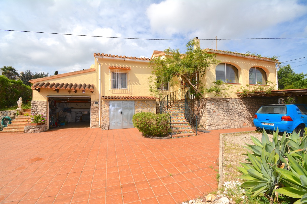 Chalet en venta en La Jara.