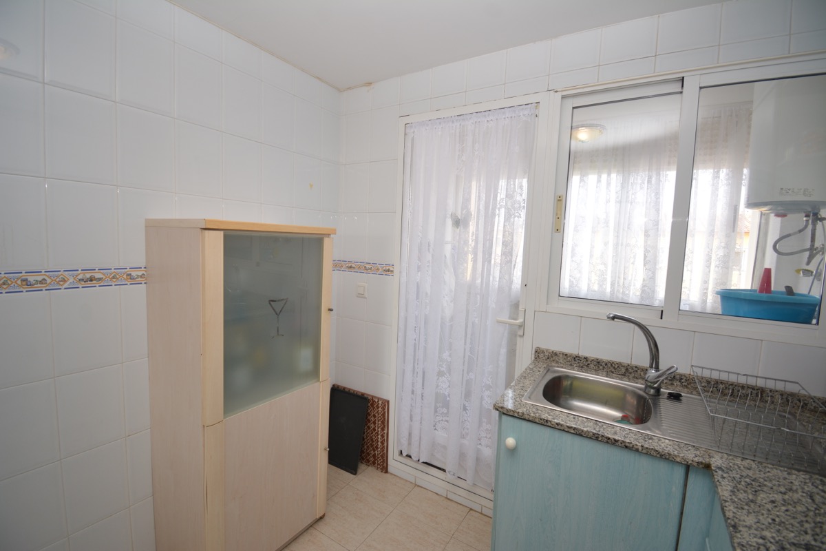 Wohnung zum Verkauf in der Nähe des Dorfes und des Strandes