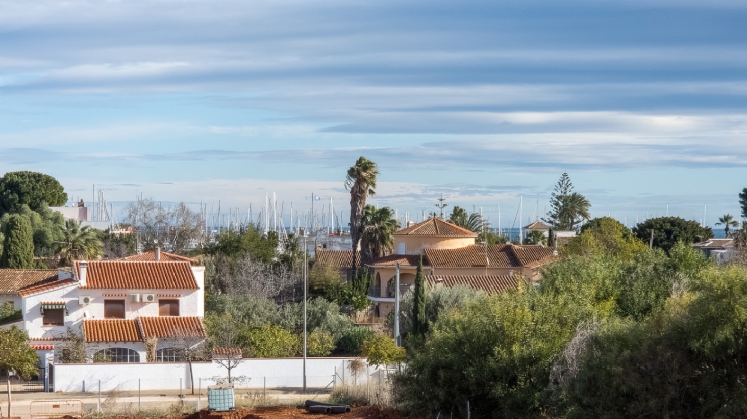 Espacioso y elegante apartamento en venta en Denia a solo unos pasos del centro.