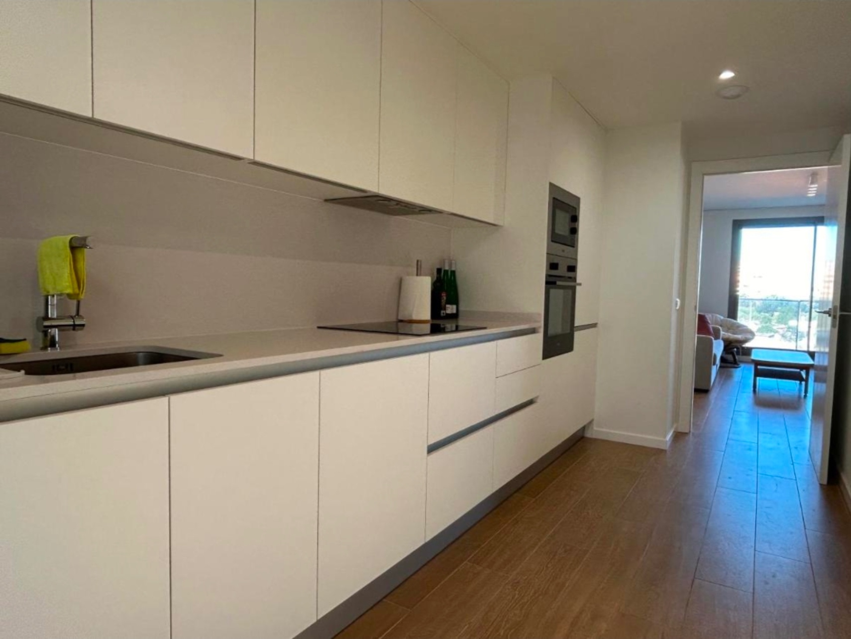 Espacioso y elegante apartamento en venta en Denia a solo unos pasos del centro.