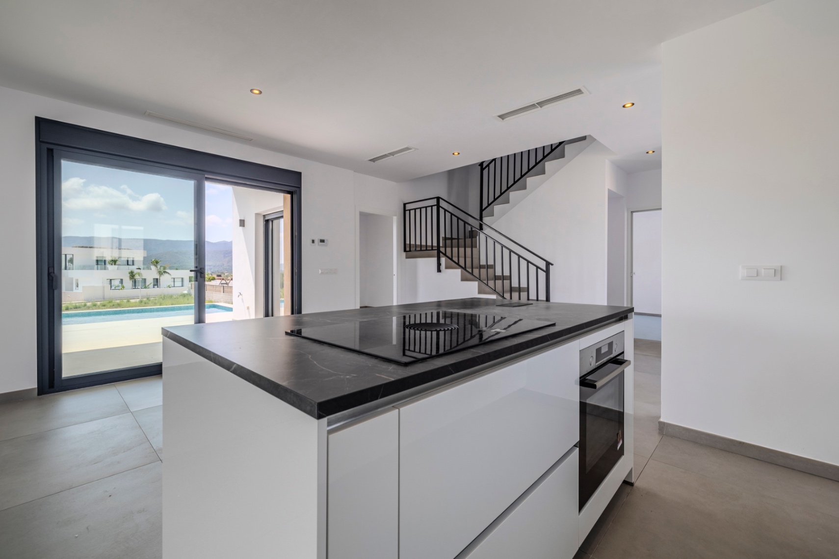 Exclusiva villa moderna a estrenar en Beniarbeig