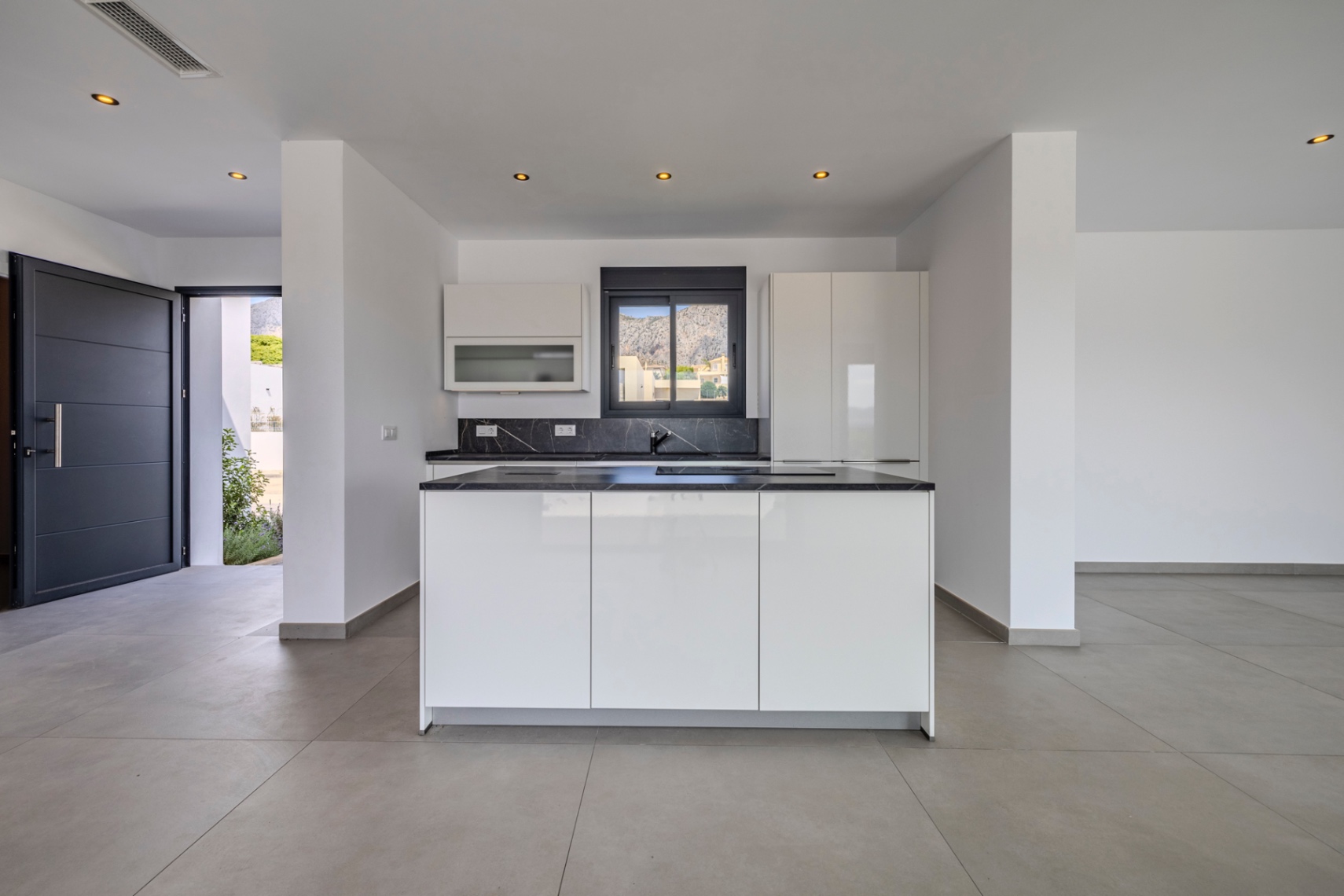 Exclusiva villa moderna a estrenar en Beniarbeig