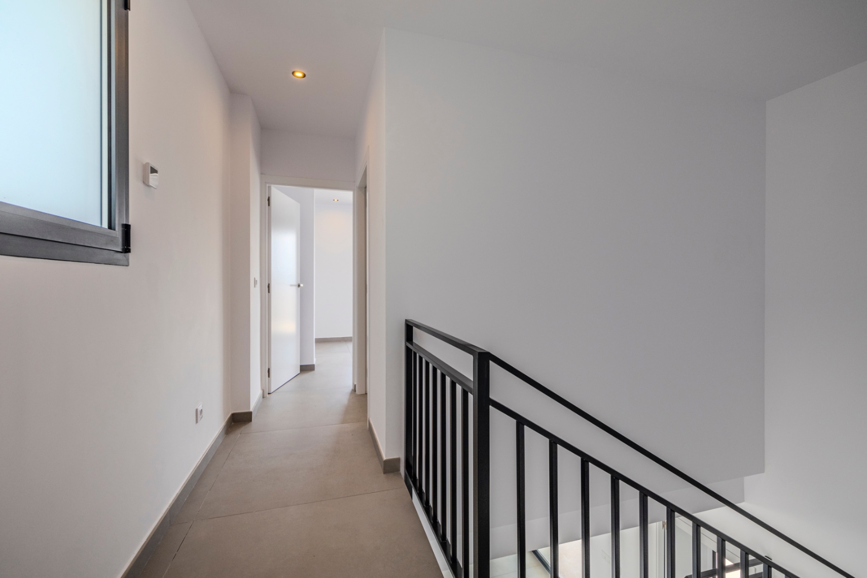 Exclusiva villa moderna a estrenar en Beniarbeig