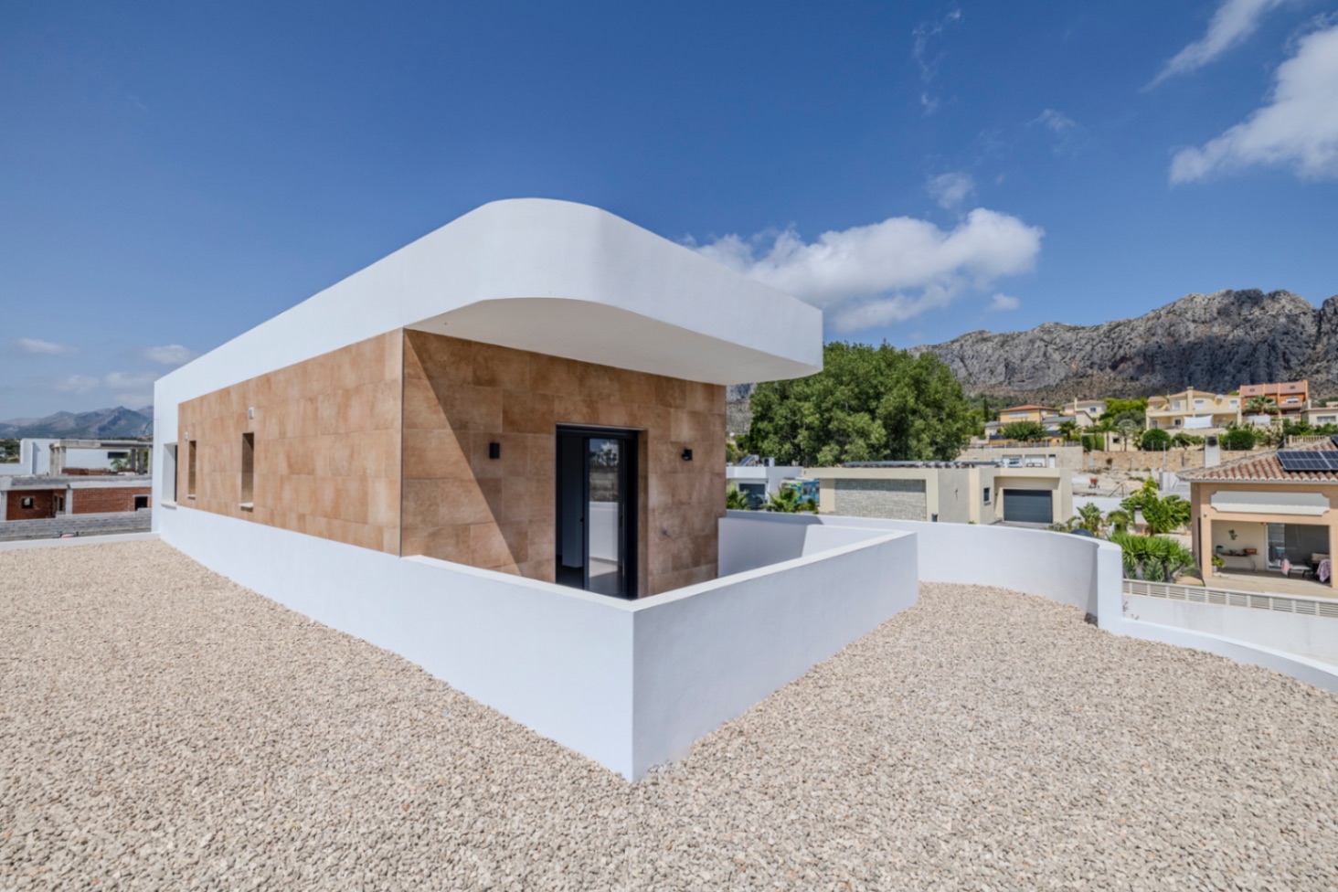 Exclusiva villa moderna a estrenar en Beniarbeig