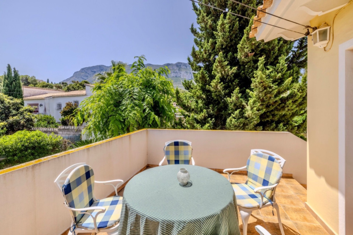 Belle villa à vendre à Denia, dans la zone de San Nicolás.