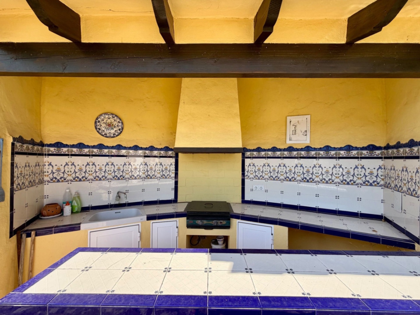 Villa con espectaculares vistas al mar en venta en Denia