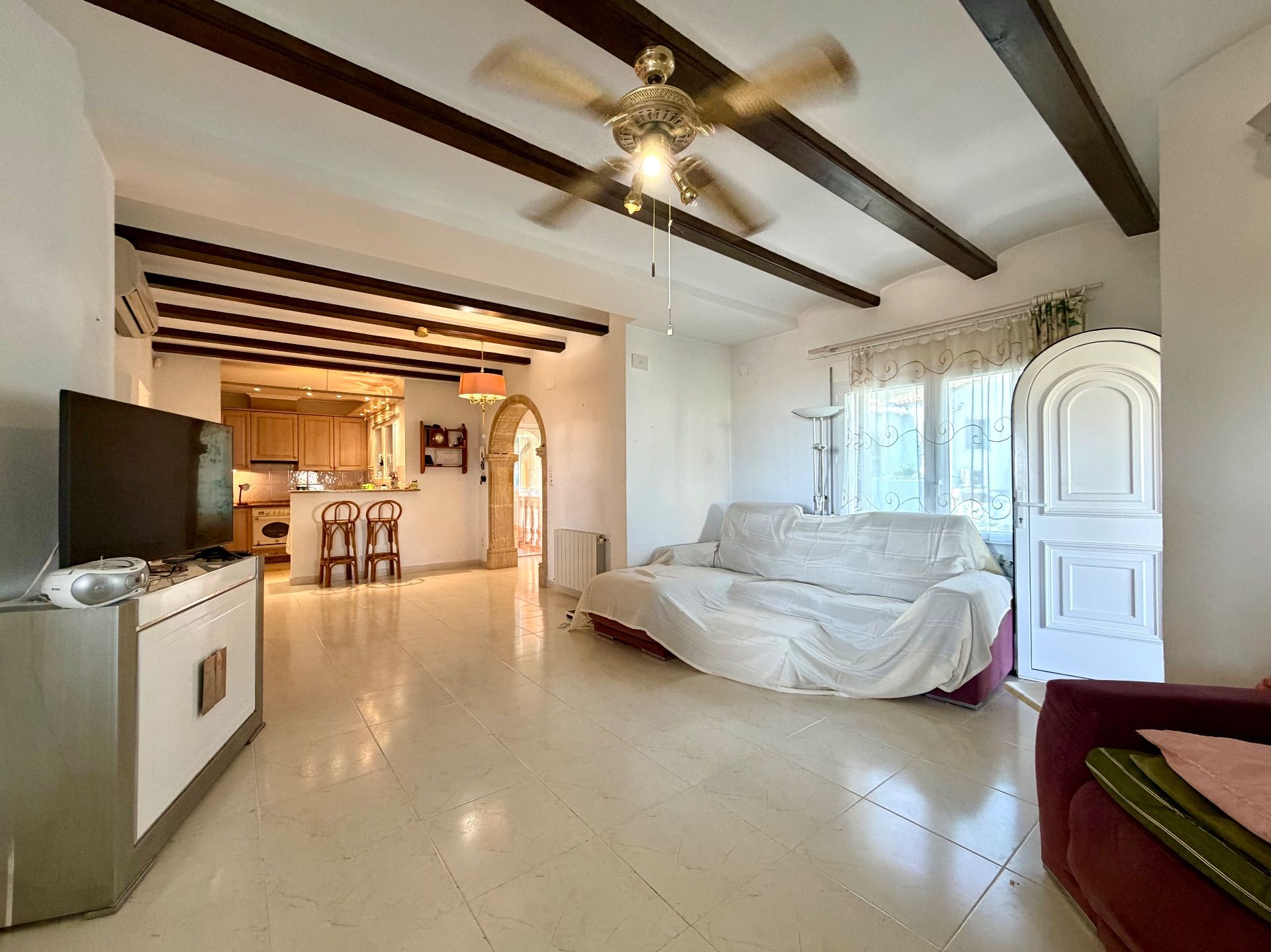 Villa con espectaculares vistas al mar en venta en Denia