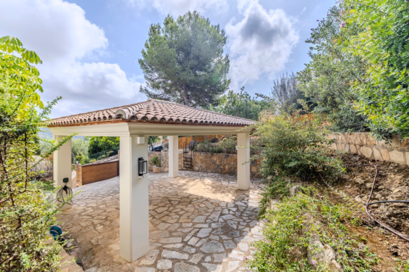 Exclusiva villa de lujo en venta en La Sella con unas vistas preciosas.