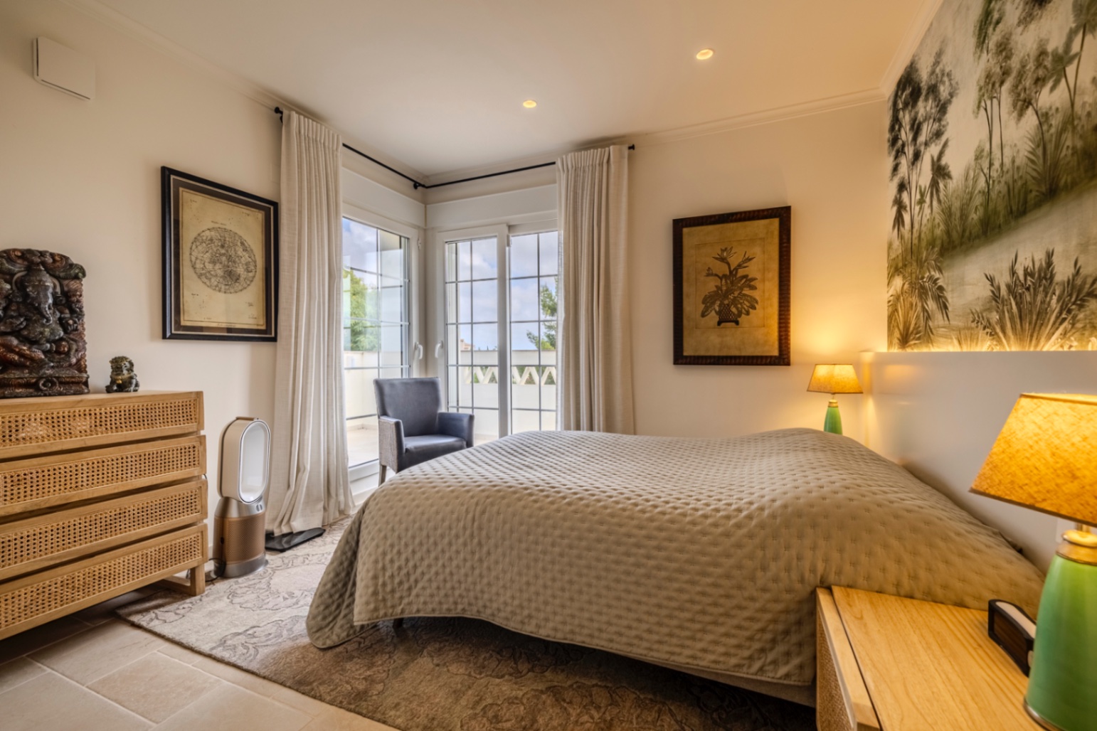 Exclusiva villa de lujo en venta en La Sella con unas vistas preciosas.