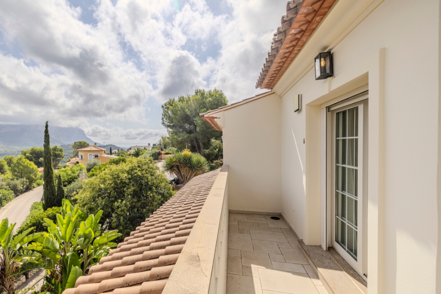 Exclusiva villa de lujo en venta en La Sella con unas vistas preciosas.